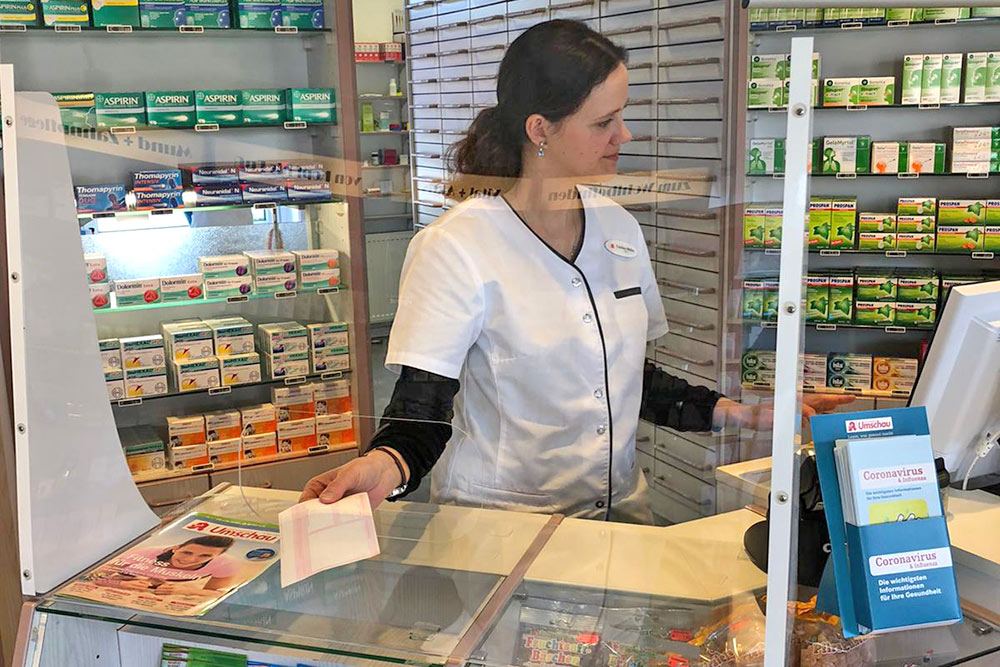 Spuckschutzwand Apotheke Spuckschutzwand Apotheke
